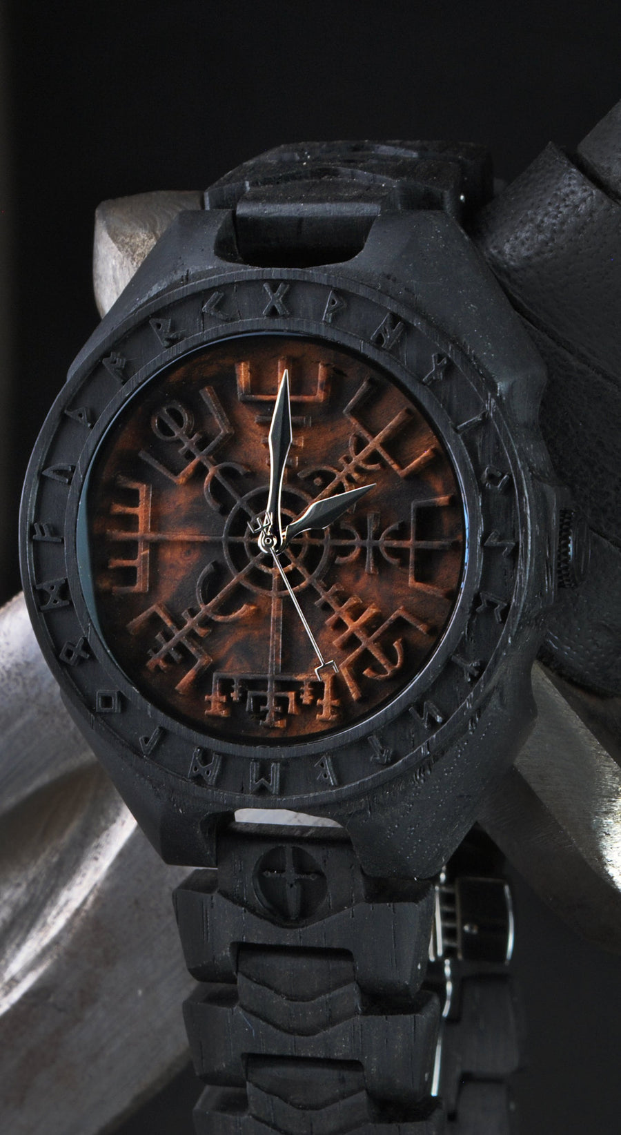 Vegvisir — Bog Oak Watch Set