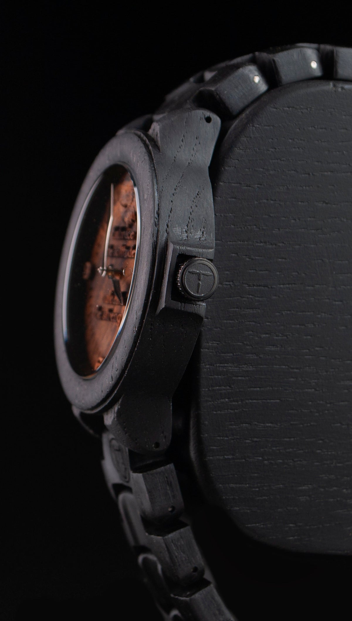 Lone Wolf — Bog Oak Wooden Watch
